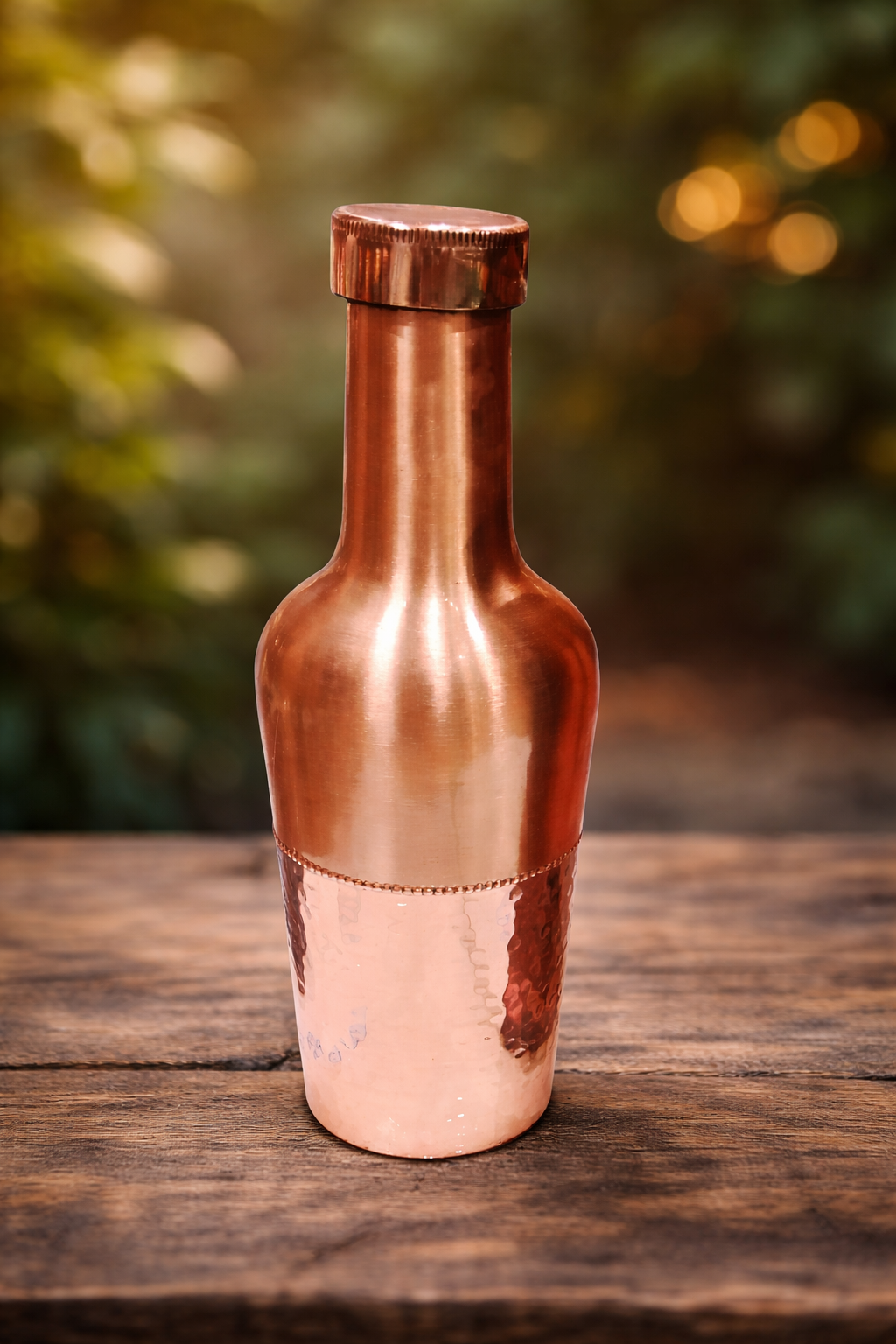 Elegant Dual-Finish Copper Water Bottle – 100% Pure Food Grade Ayurvedic Drinking Bottle with Leakproof Cap