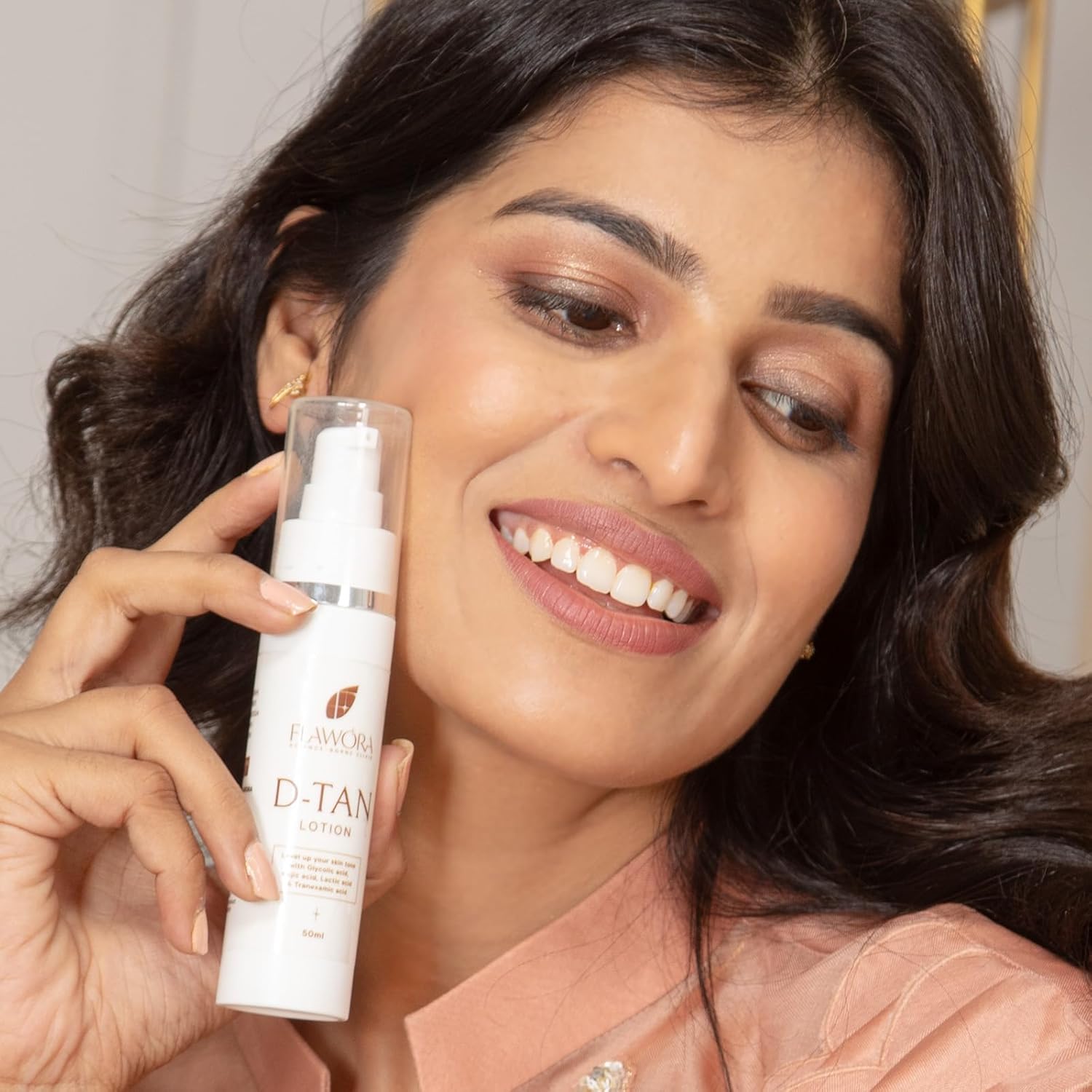 Flawora D-Tan Lotion for Pigmentation & Tan Removal For Dark Spots - 50 ml