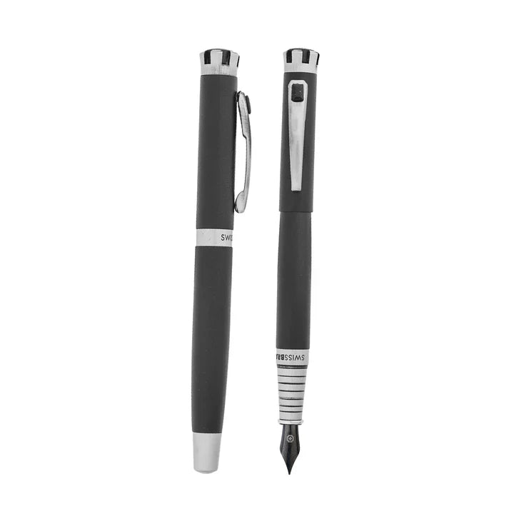 SWISSBRAND Eternia 2511 Matte black Fountain Pen with black gem embedded in the chrome trim
