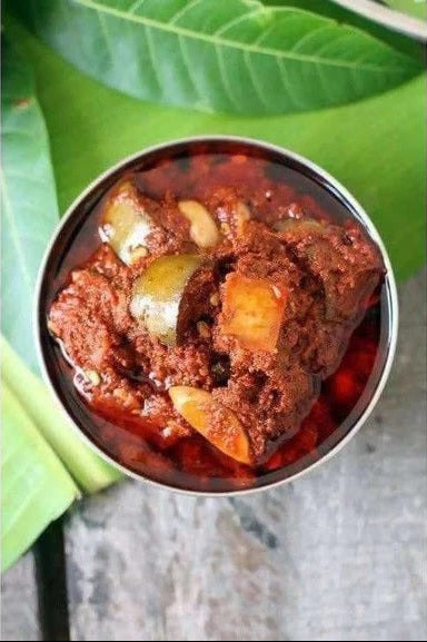 Vellanki Foods - Mango Pickle wih Garlic / Lahasun Ka Aam Aachar - 250 gm